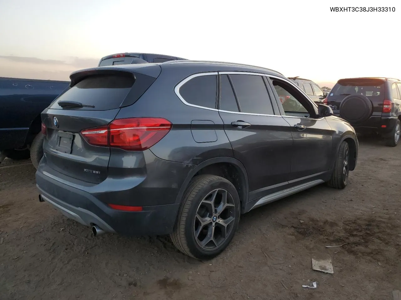 WBXHT3C38J3H33310 2018 BMW X1 xDrive28I