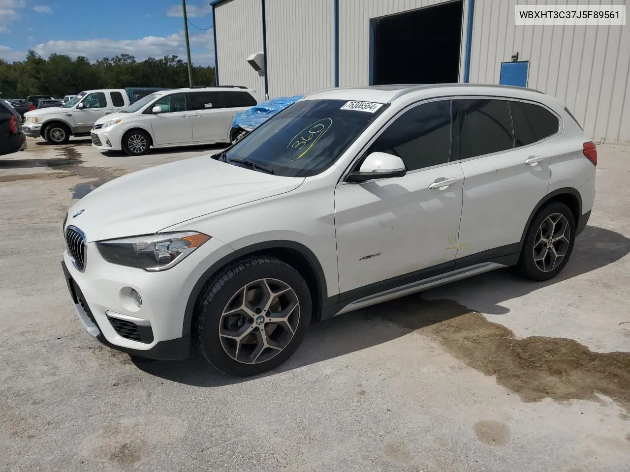 2018 BMW X1 xDrive28I VIN: WBXHT3C37J5F89561 Lot: 76306564