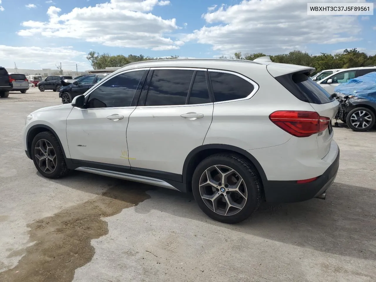 2018 BMW X1 xDrive28I VIN: WBXHT3C37J5F89561 Lot: 76306564