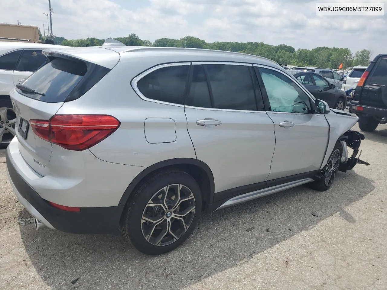 WBXJG9C06M5T27899 2021 BMW X1 xDrive28I