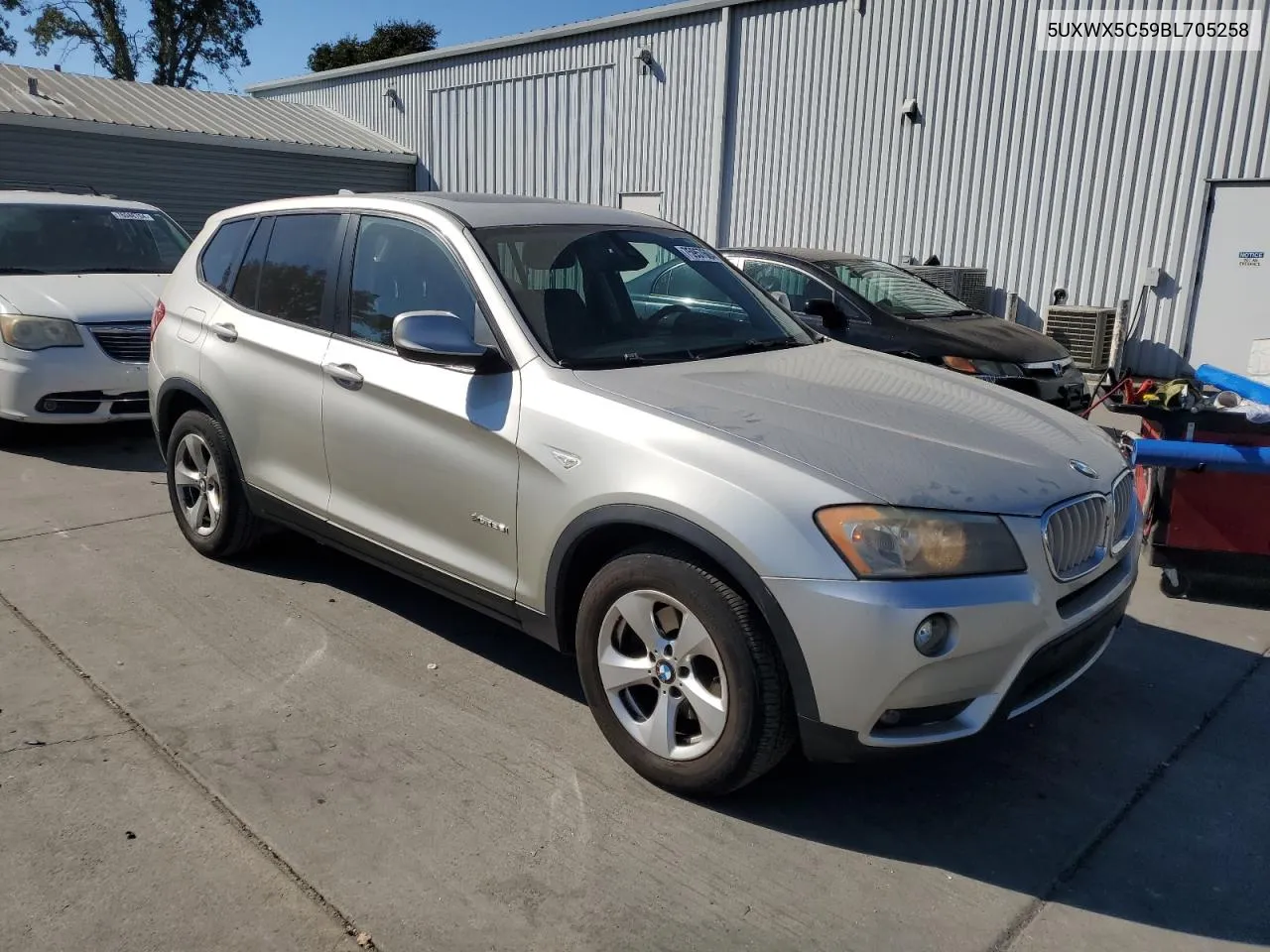 2011 BMW X3 xDrive28I VIN: 5UXWX5C59BL705258 Lot: 75957604