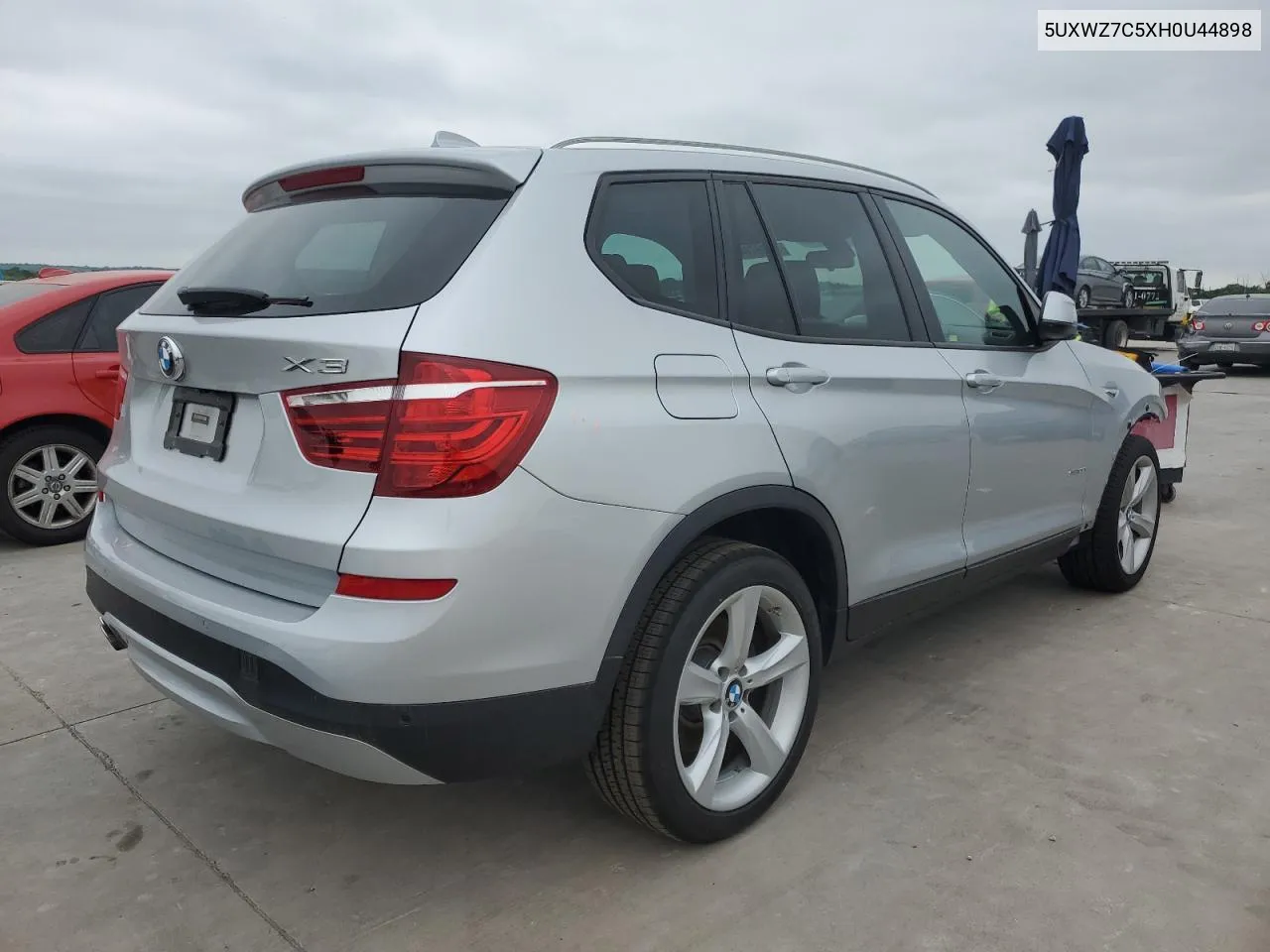 2017 BMW X3 Sdrive28I VIN: 5UXWZ7C5XH0U44898 Lot: 50997044