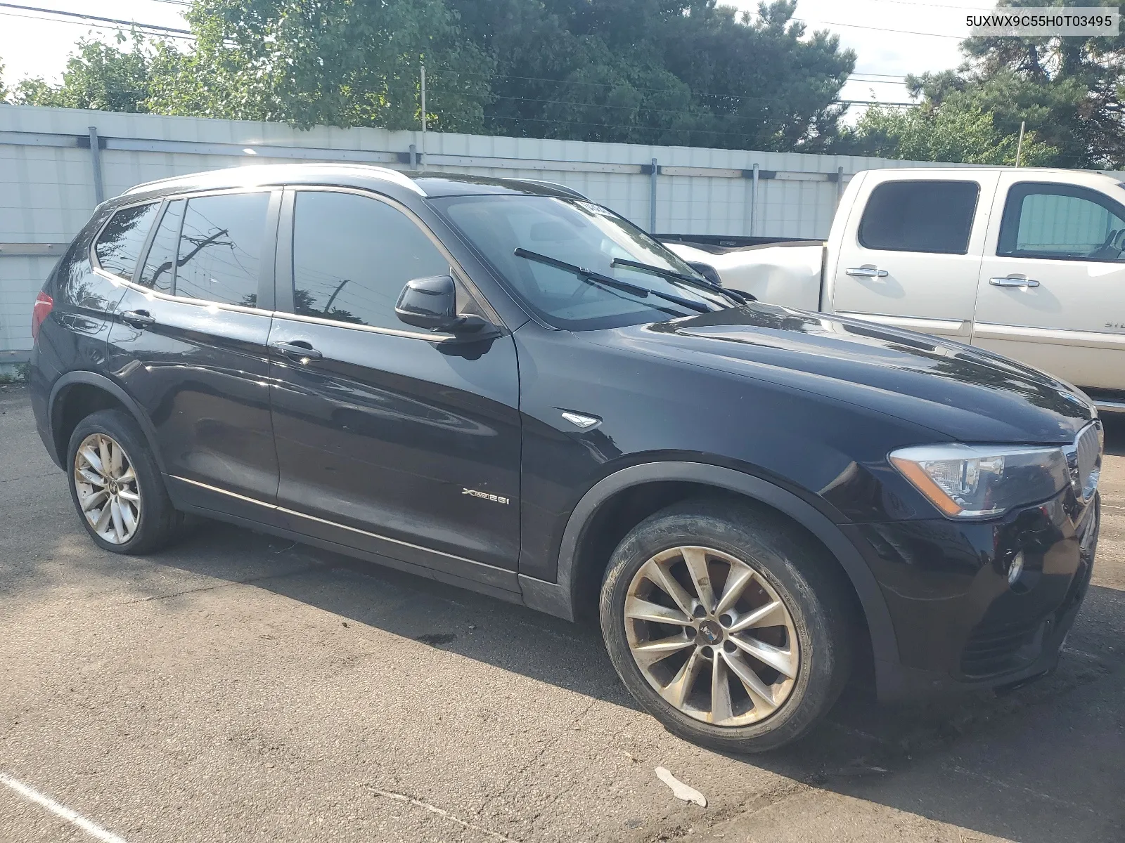 2017 BMW X3 xDrive28I VIN: 5UXWX9C55H0T03495 Lot: 64645424