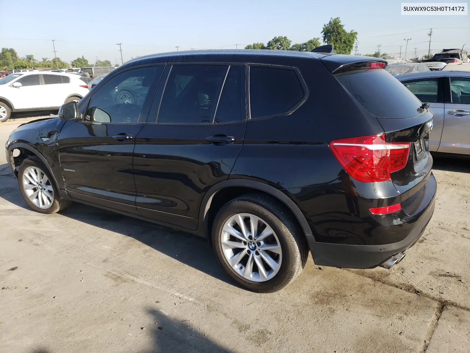 2017 BMW X3 xDrive28I VIN: 5UXWX9C53H0T14172 Lot: 69013904