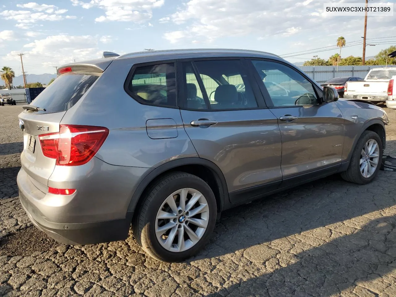 2017 BMW X3 xDrive28I VIN: 5UXWX9C3XH0T21389 Lot: 70035134