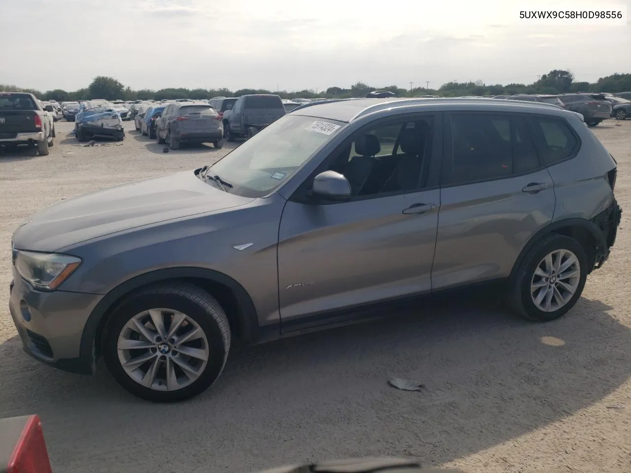 5UXWX9C58H0D98556 2017 BMW X3 xDrive28I