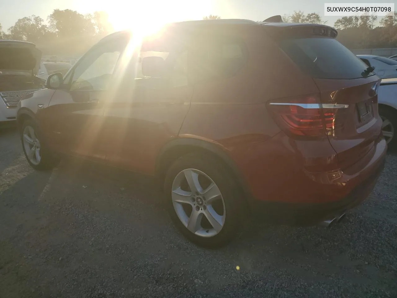 5UXWX9C54H0T07098 2017 BMW X3 xDrive28I