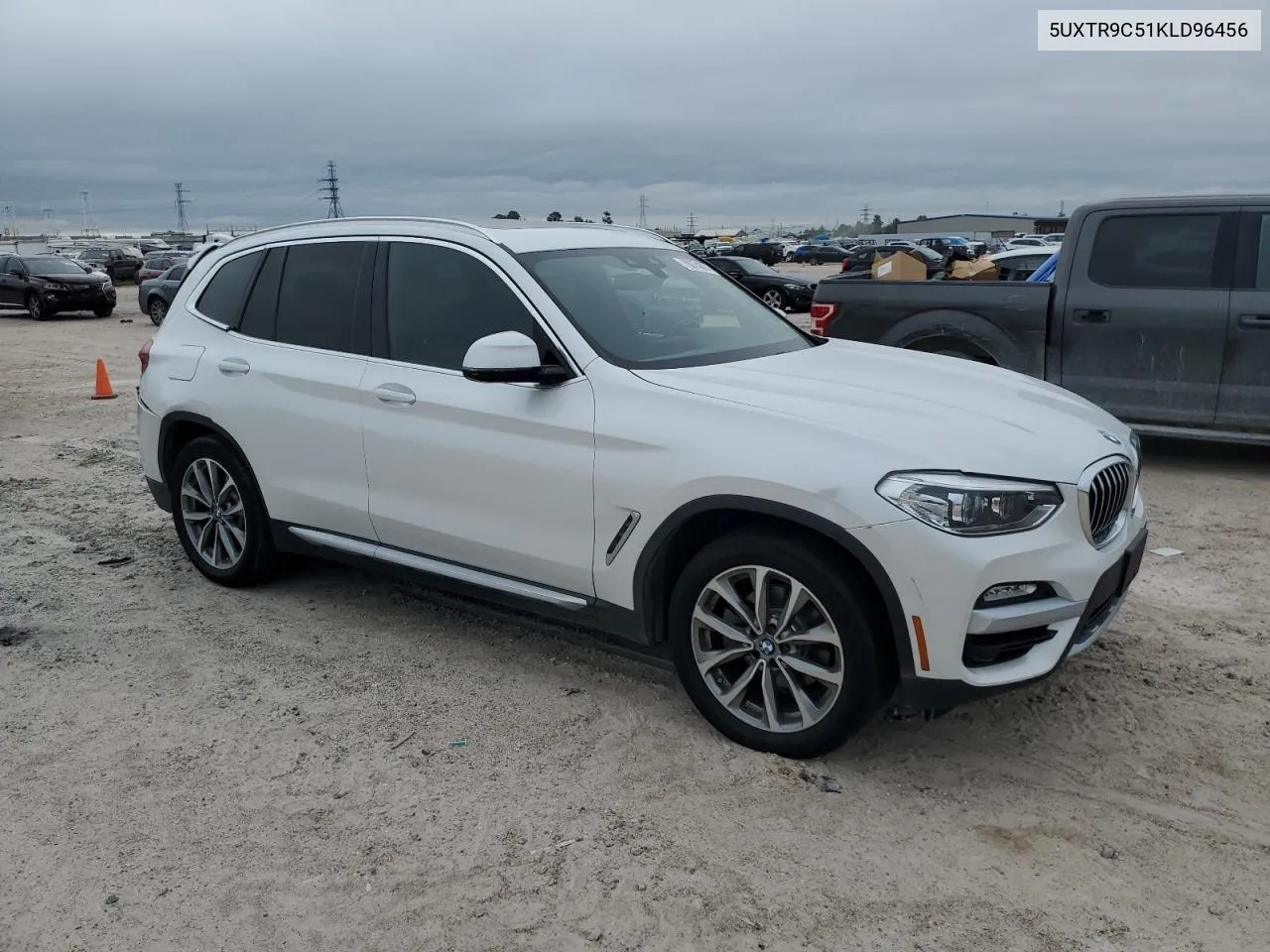 2019 BMW X3 xDrive30I VIN: 5UXTR9C51KLD96456 Lot: 70074074