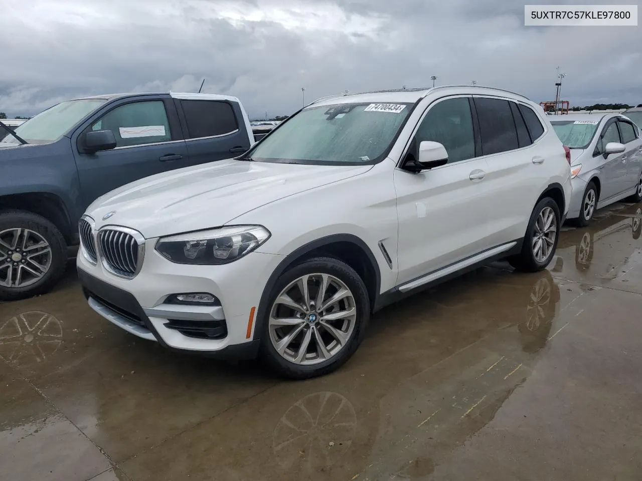 2019 BMW X3 Sdrive30I VIN: 5UXTR7C57KLE97800 Lot: 74700434