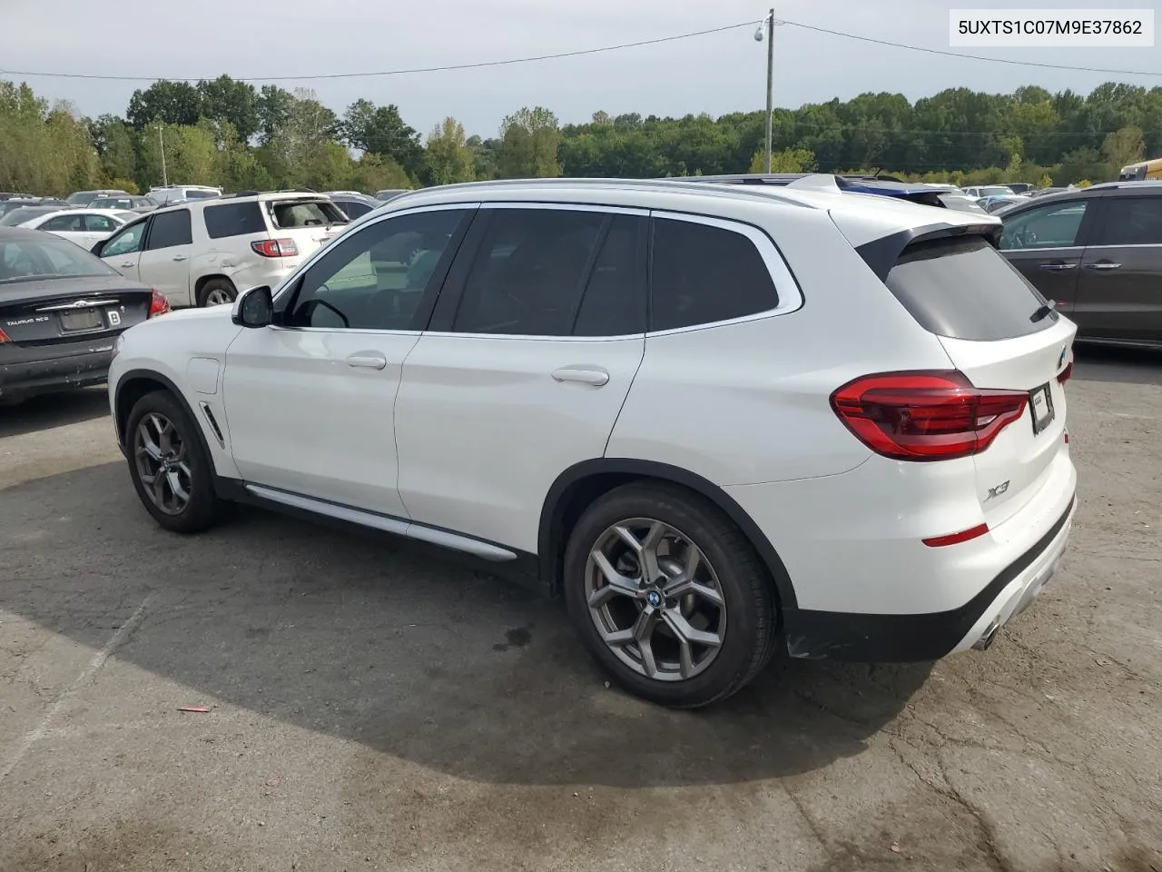 2021 BMW X3 xDrive30E VIN: 5UXTS1C07M9E37862 Lot: 71210214