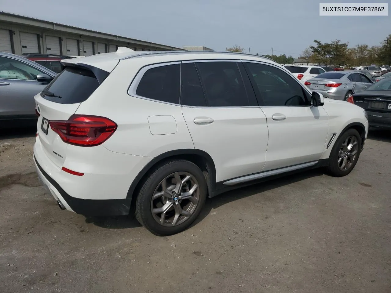 2021 BMW X3 xDrive30E VIN: 5UXTS1C07M9E37862 Lot: 71210214