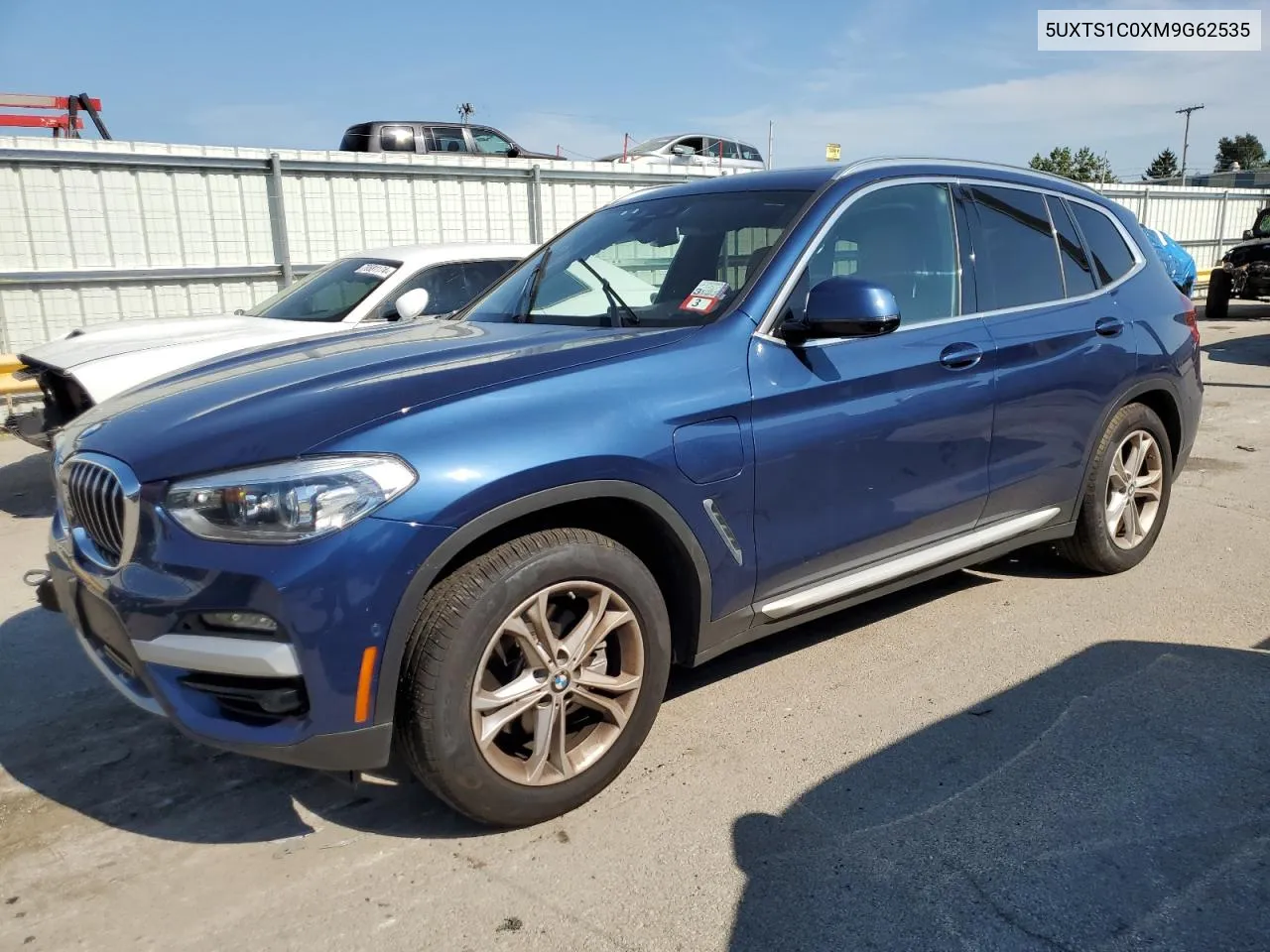 2021 BMW X3 xDrive30E VIN: 5UXTS1C0XM9G62535 Lot: 71273224