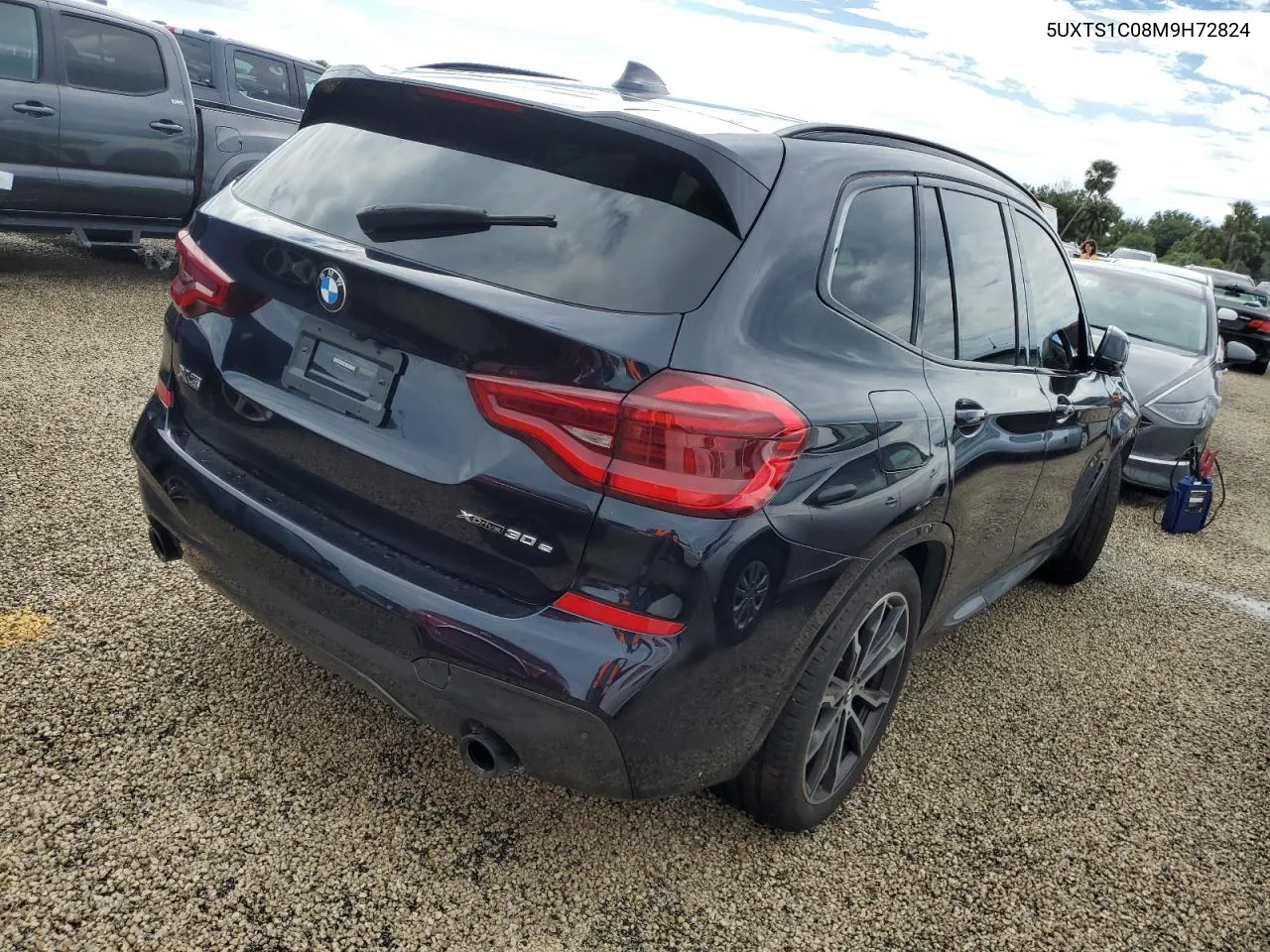 2021 BMW X3 xDrive30E VIN: 5UXTS1C08M9H72824 Lot: 74692314