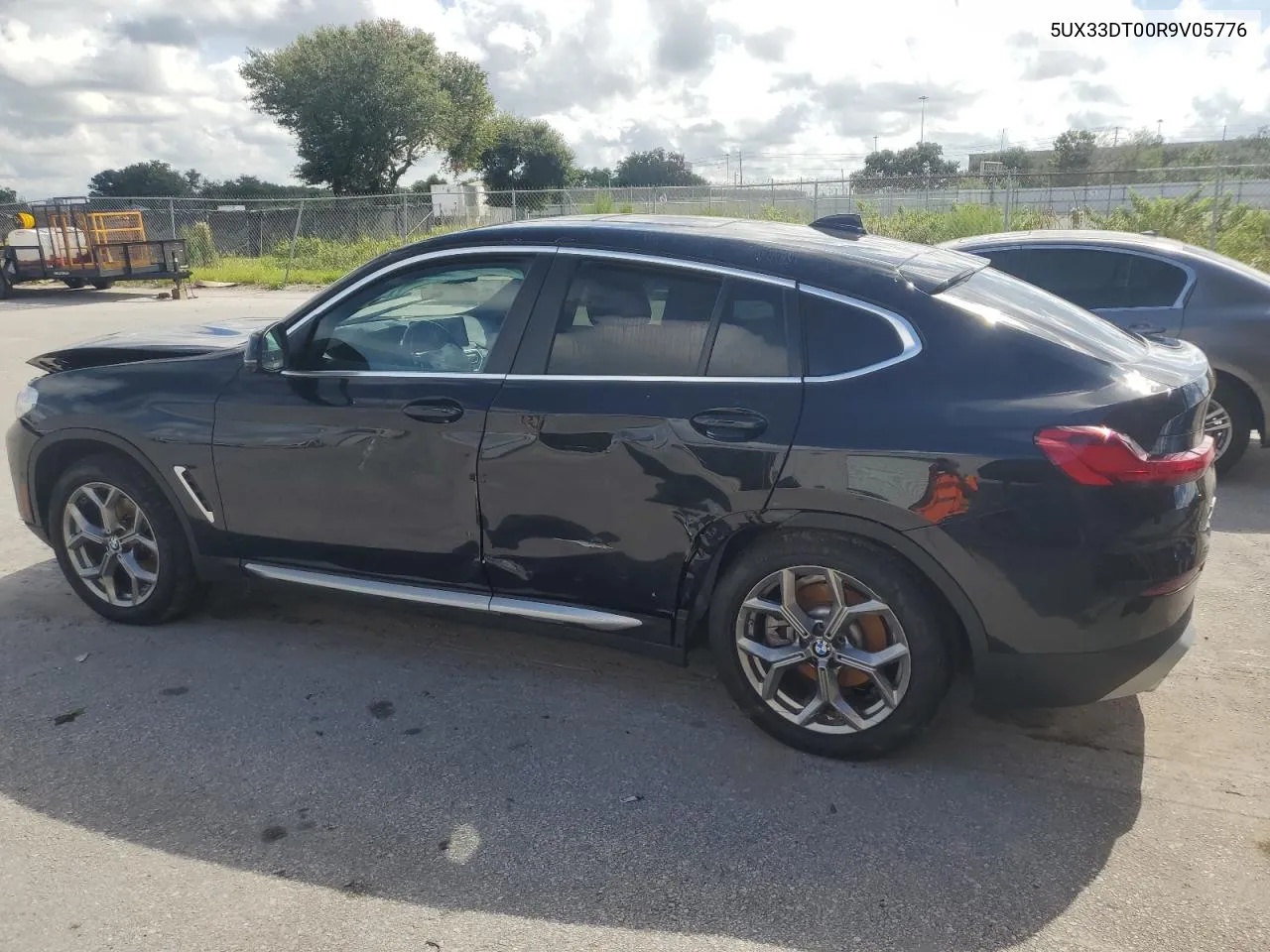 2024 BMW X4 xDrive30I VIN: 5UX33DT00R9V05776 Lot: 70259524