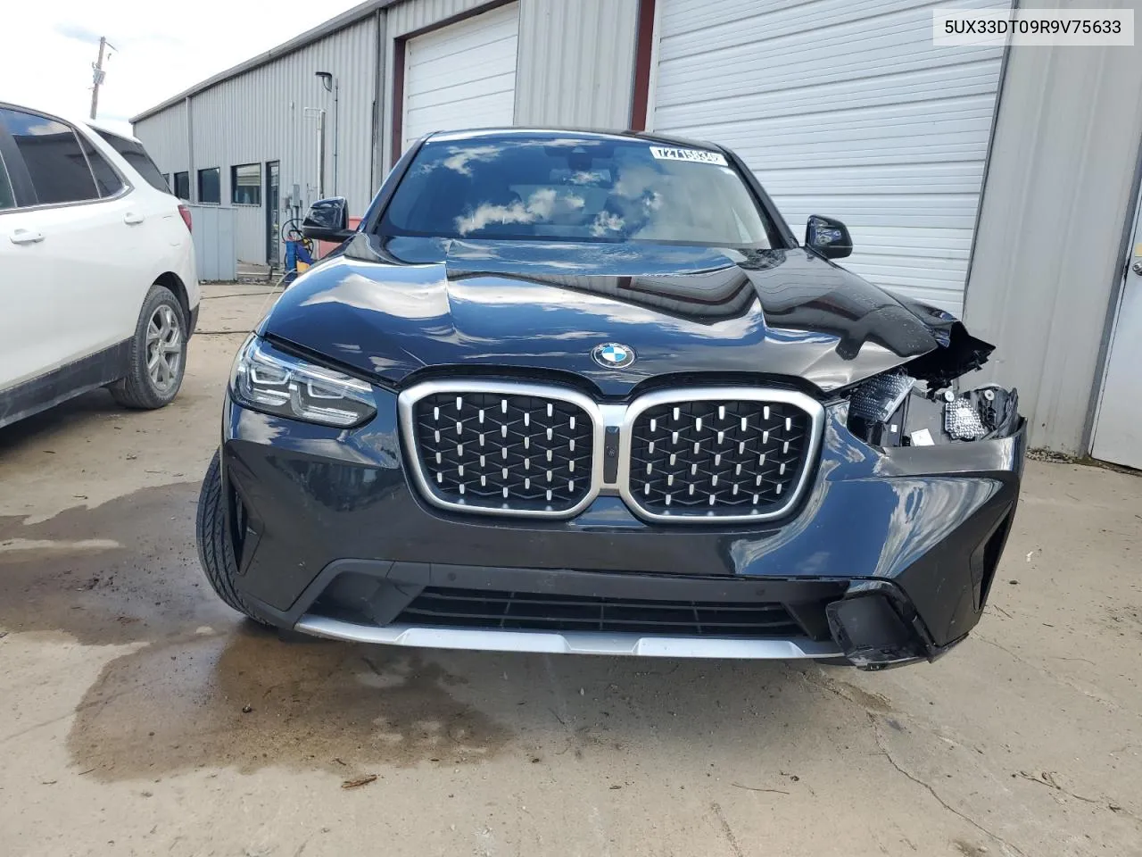 2024 BMW X4 xDrive30I VIN: 5UX33DT09R9V75633 Lot: 72715834