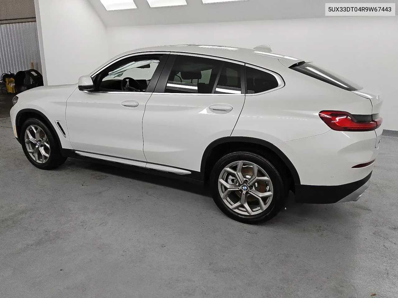 2024 BMW X4 xDrive30I VIN: 5UX33DT04R9W67443 Lot: 77715074