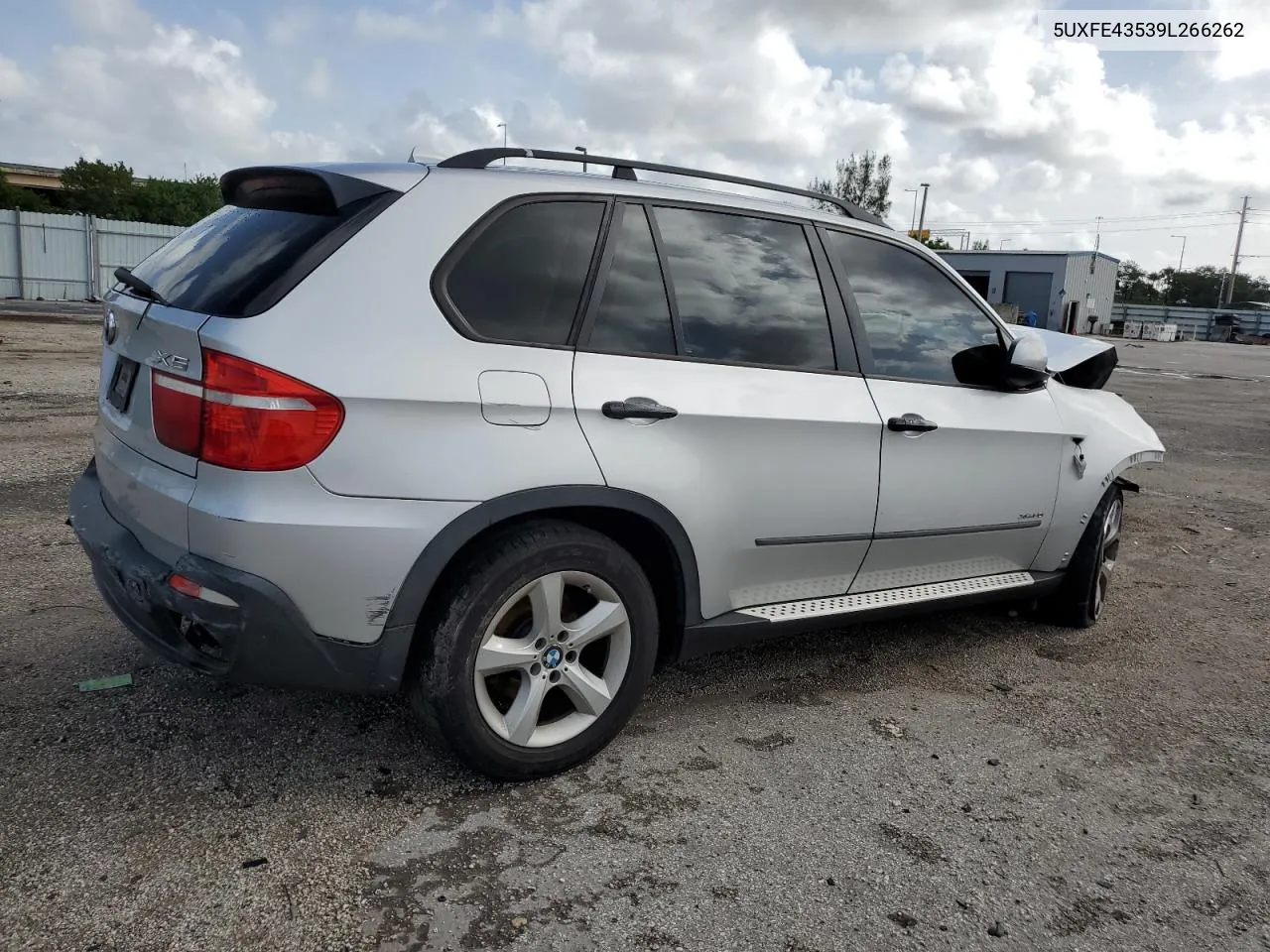 2009 BMW X5 xDrive30I VIN: 5UXFE43539L266262 Lot: 70340614