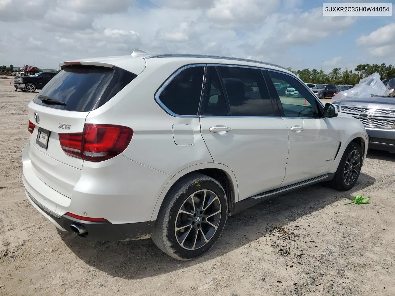 5UXKR2C35H0W44054 2017 BMW X5 Sdrive35I