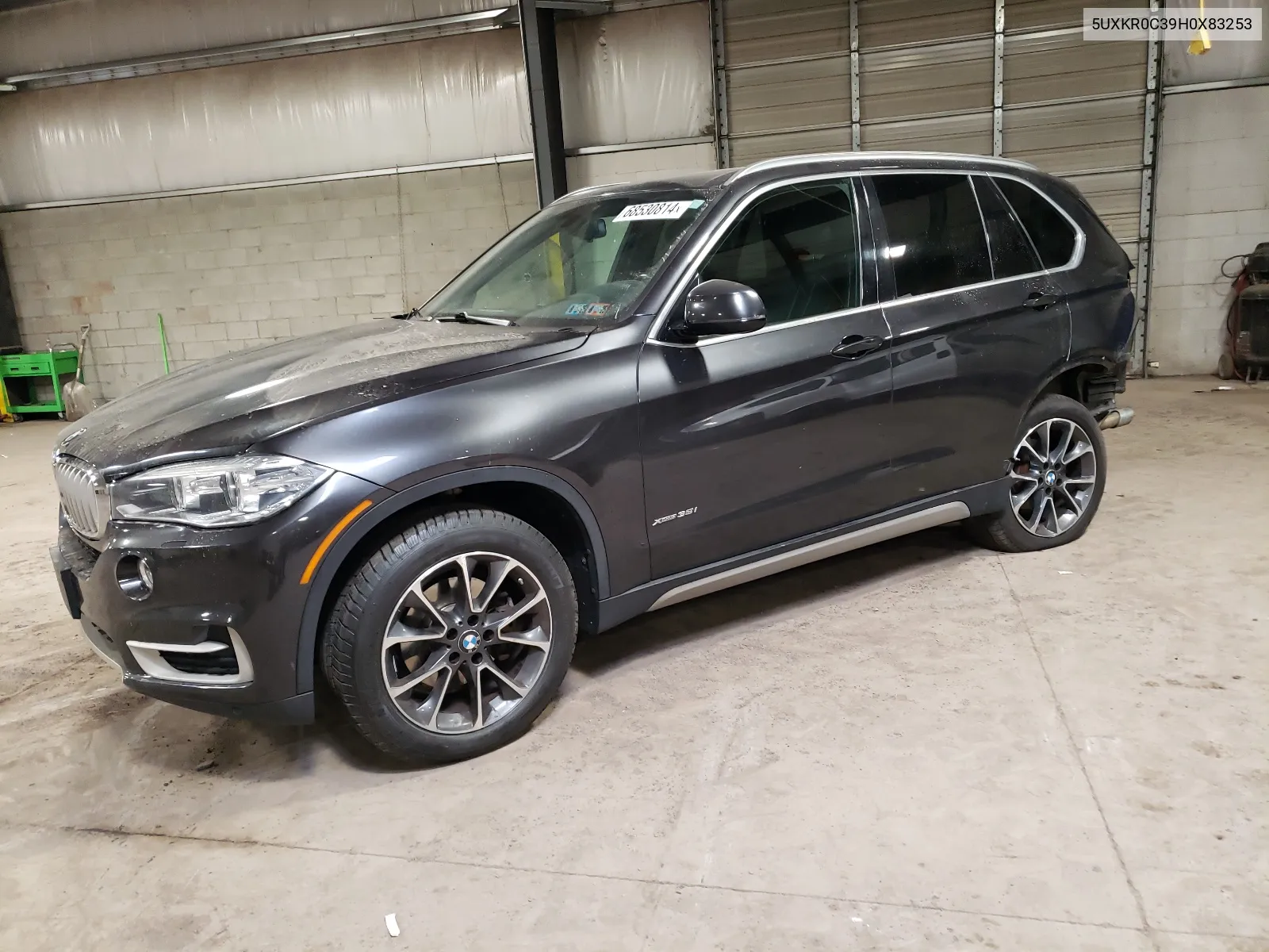 5UXKR0C39H0X83253 2017 BMW X5 xDrive35I