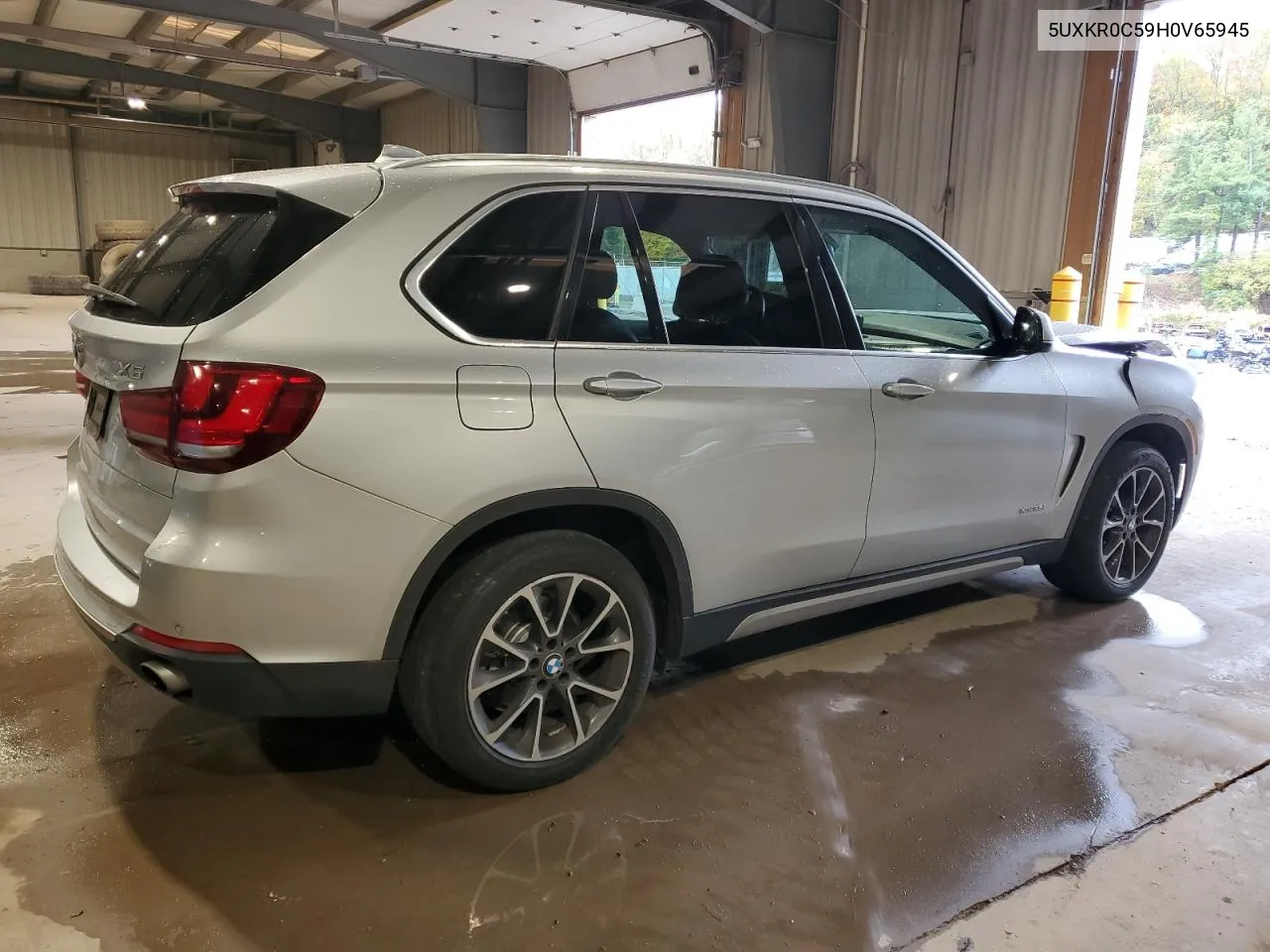 2017 BMW X5 xDrive35I VIN: 5UXKR0C59H0V65945 Lot: 76082124