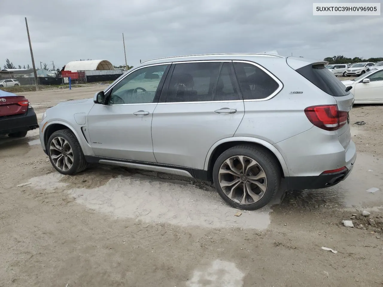 5UXKT0C39H0V96905 2017 BMW X5 Xdr40E