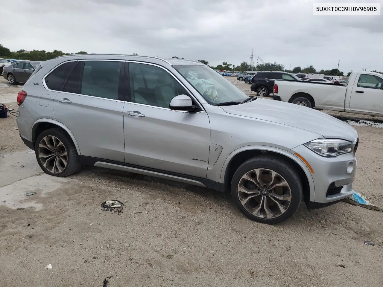 5UXKT0C39H0V96905 2017 BMW X5 Xdr40E