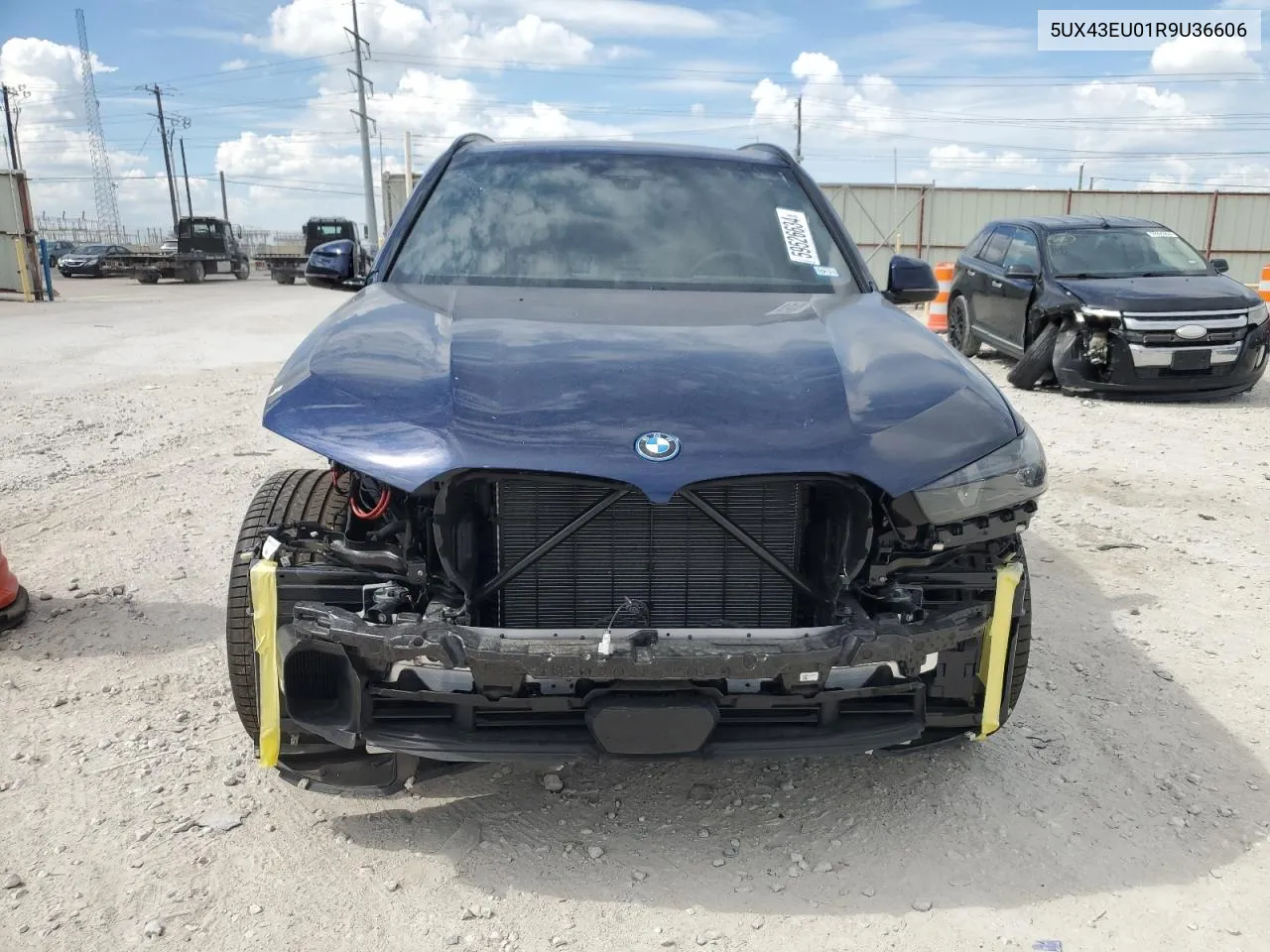 5UX43EU01R9U36606 2024 BMW X5 xDrive50E