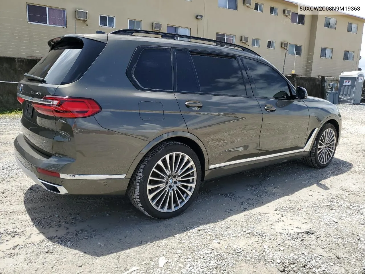 5UXCW2C08N9M19363 2022 BMW X7 xDrive40I