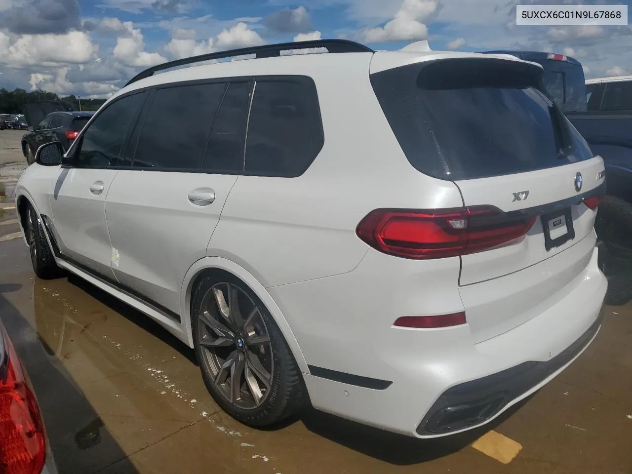 5UXCX6C01N9L67868 2022 BMW X7 M50I