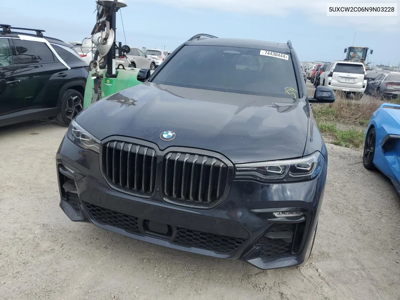 5UXCW2C06N9N03228 2022 BMW X7 xDrive40I