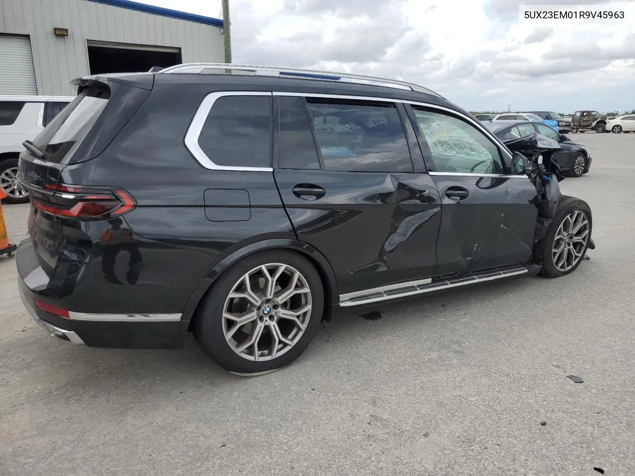 2024 BMW X7 xDrive40I VIN: 5UX23EM01R9V45963 Lot: 73137294