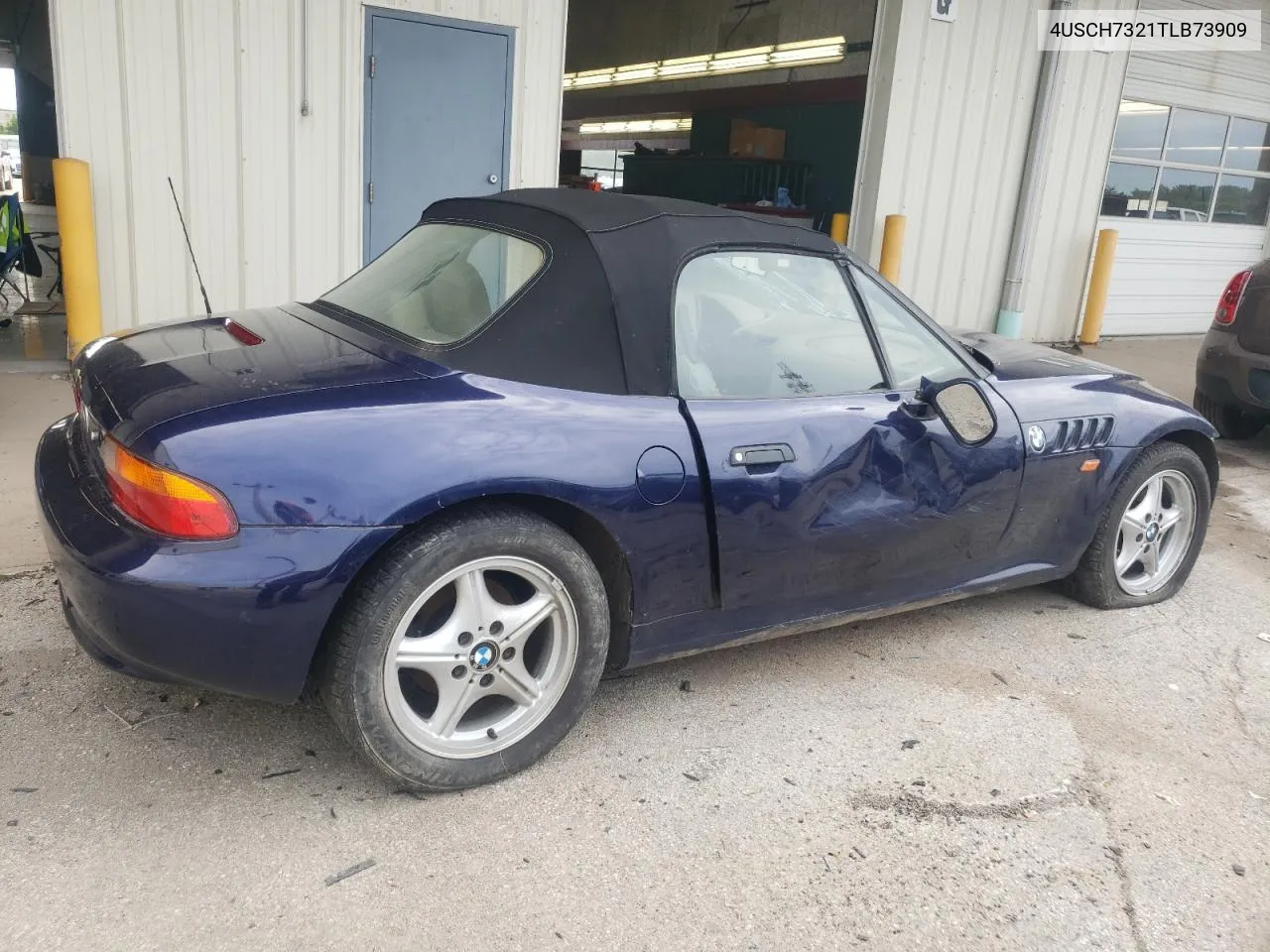 4USCH7321TLB73909 1996 BMW Z3 1.9