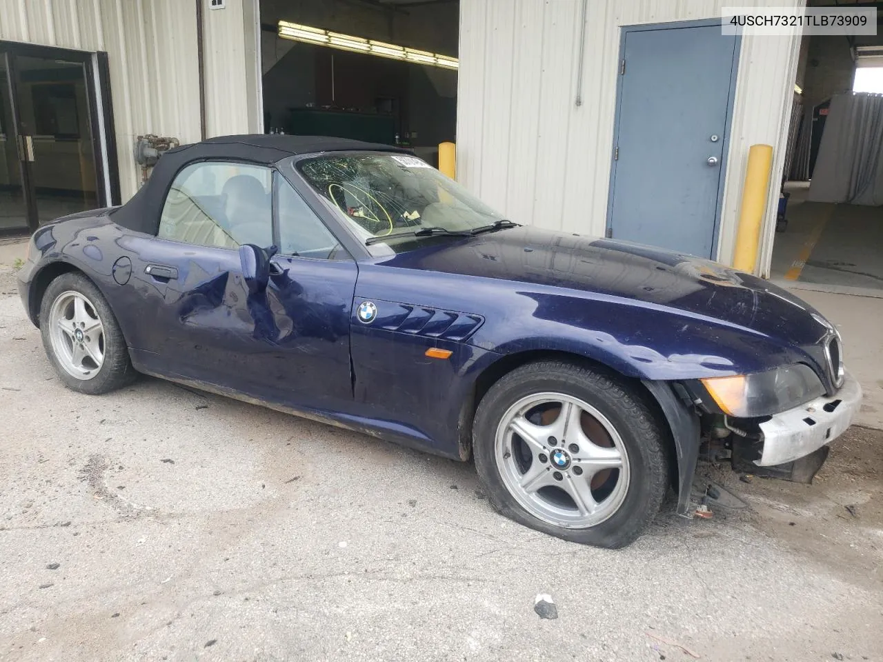 1996 BMW Z3 1.9 VIN: 4USCH7321TLB73909 Lot: 58701494