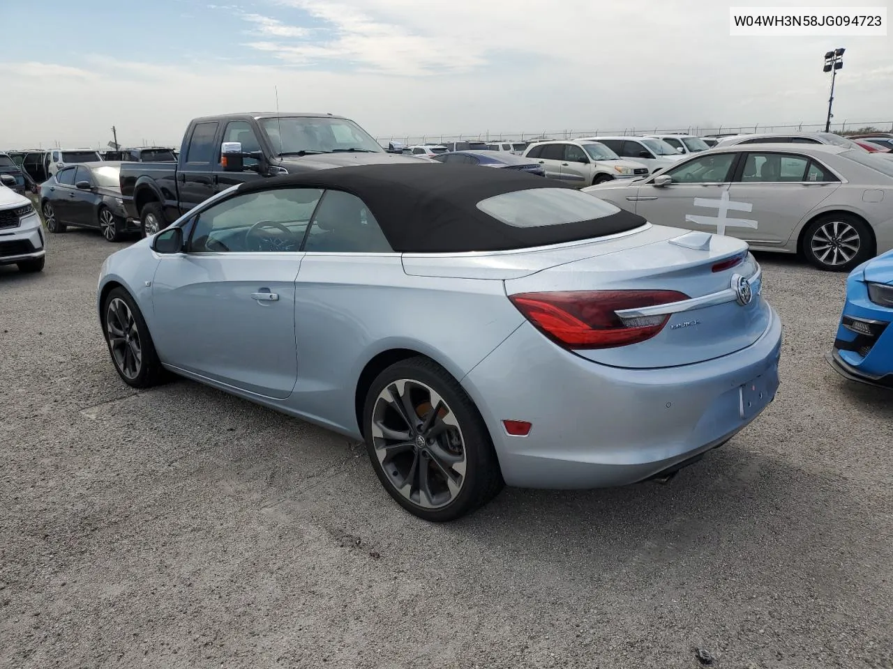 W04WH3N58JG094723 2018 Buick Cascada Premium