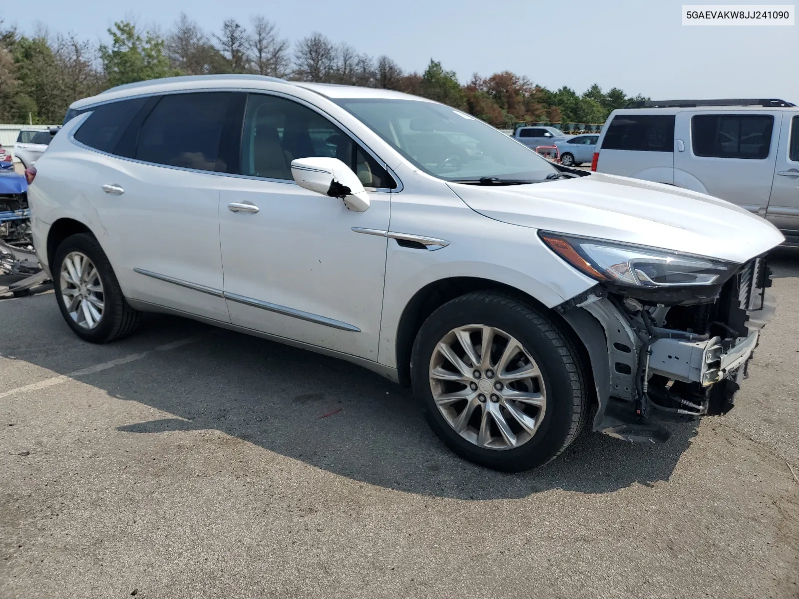 2018 Buick Enclave Essence VIN: 5GAEVAKW8JJ241090 Lot: 66616264