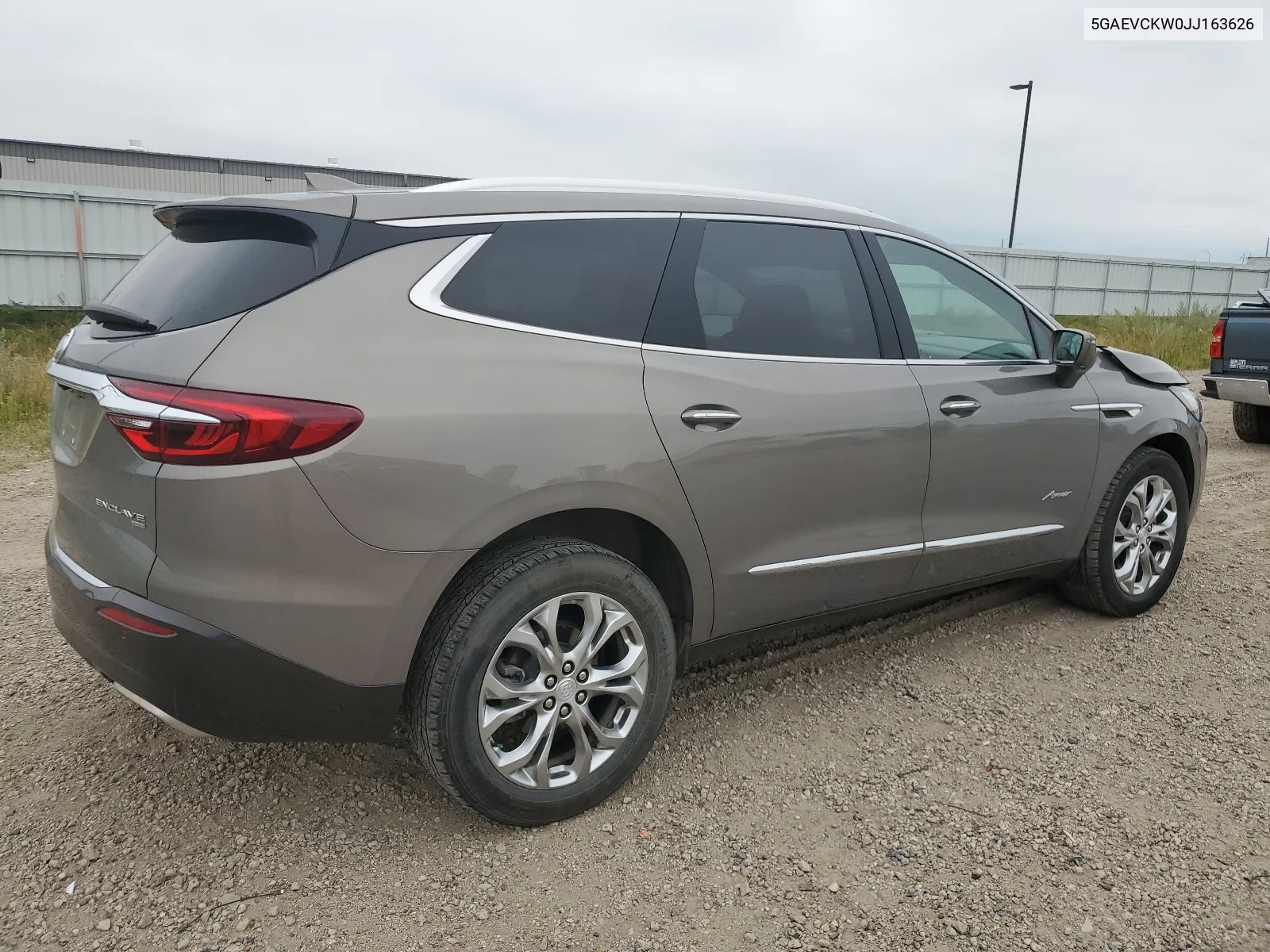 5GAEVCKW0JJ163626 2018 Buick Enclave Avenir