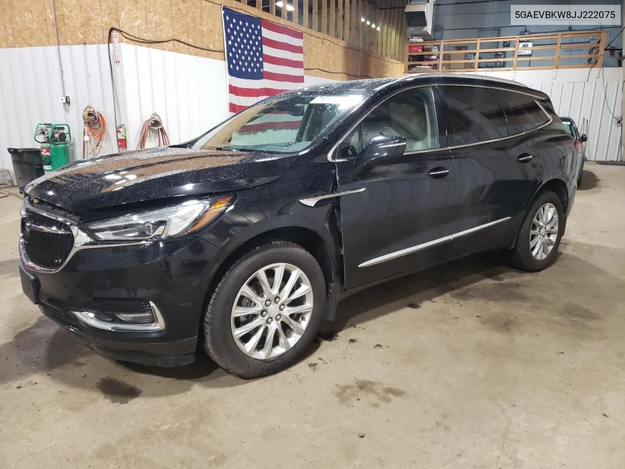 5GAEVBKW8JJ222075 2018 Buick Enclave Premium