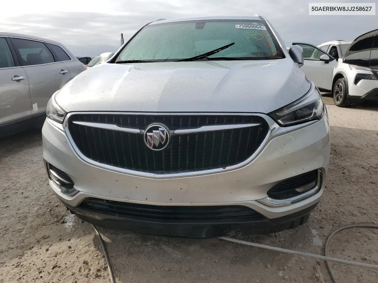 2018 Buick Enclave Essence VIN: 5GAERBKW8JJ258627 Lot: 79355714