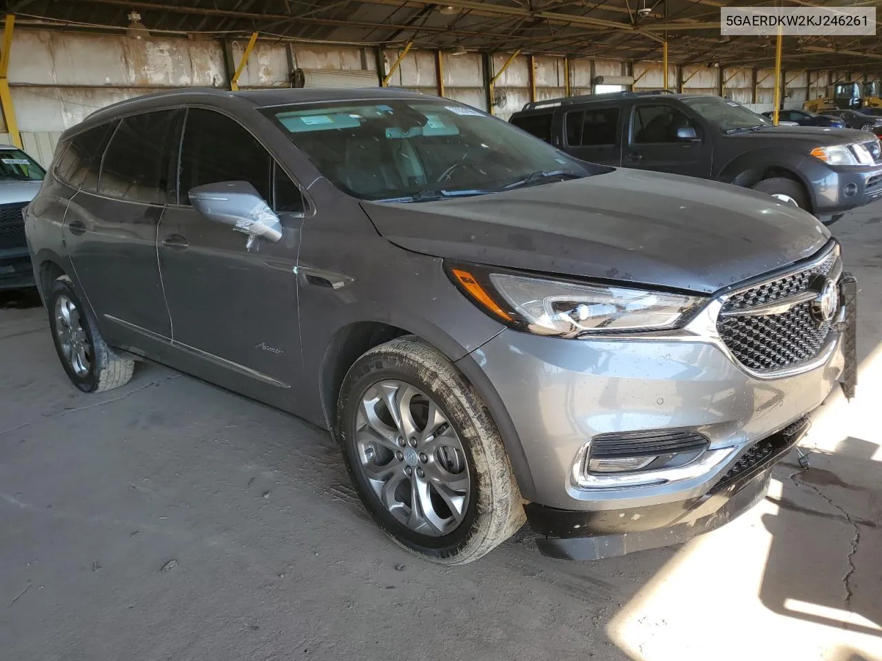 5GAERDKW2KJ246261 2019 Buick Enclave Avenir