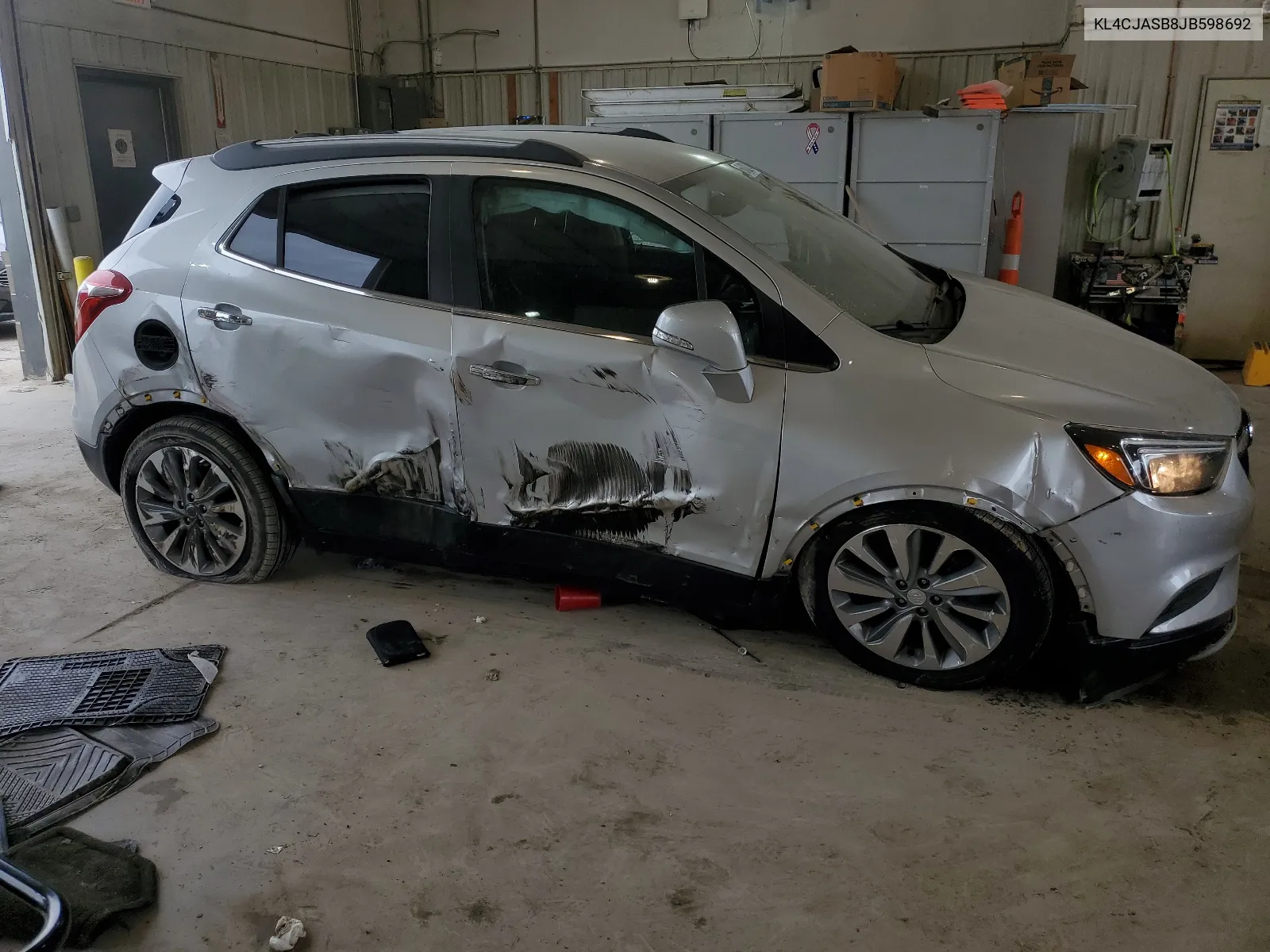 KL4CJASB8JB598692 2018 Buick Encore Preferred