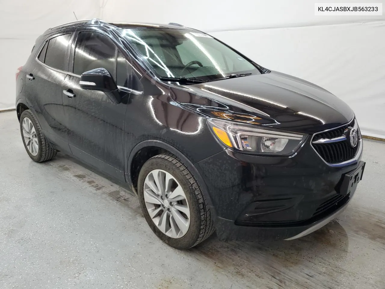 KL4CJASBXJB563233 2018 Buick Encore Preferred