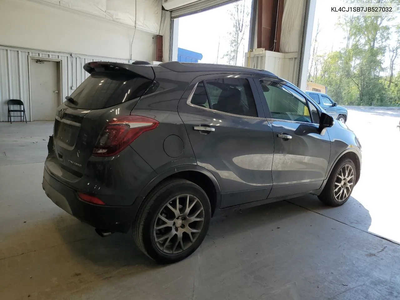 KL4CJ1SB7JB527032 2018 Buick Encore Sport Touring