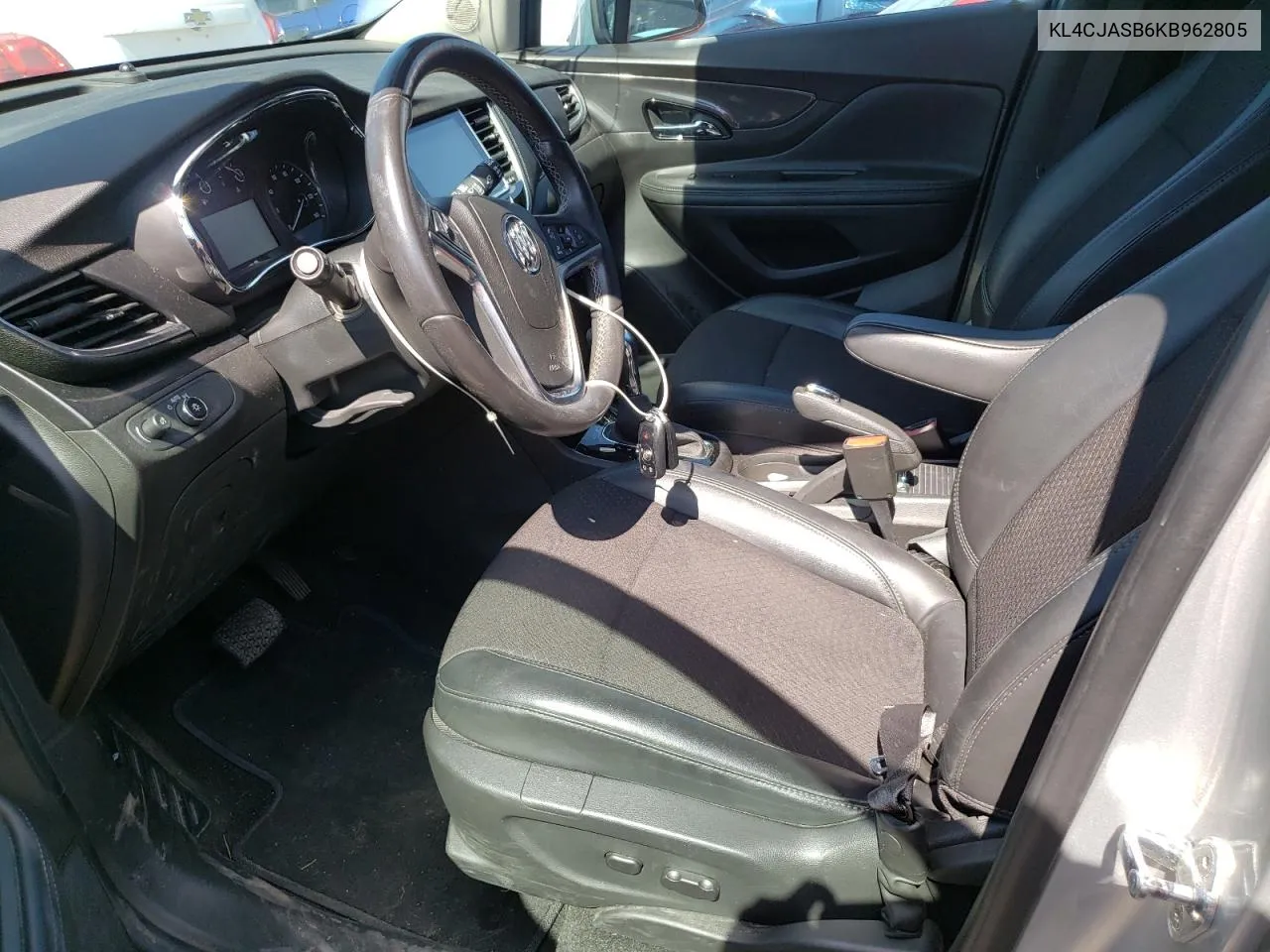 KL4CJASB6KB962805 2019 Buick Encore Preferred