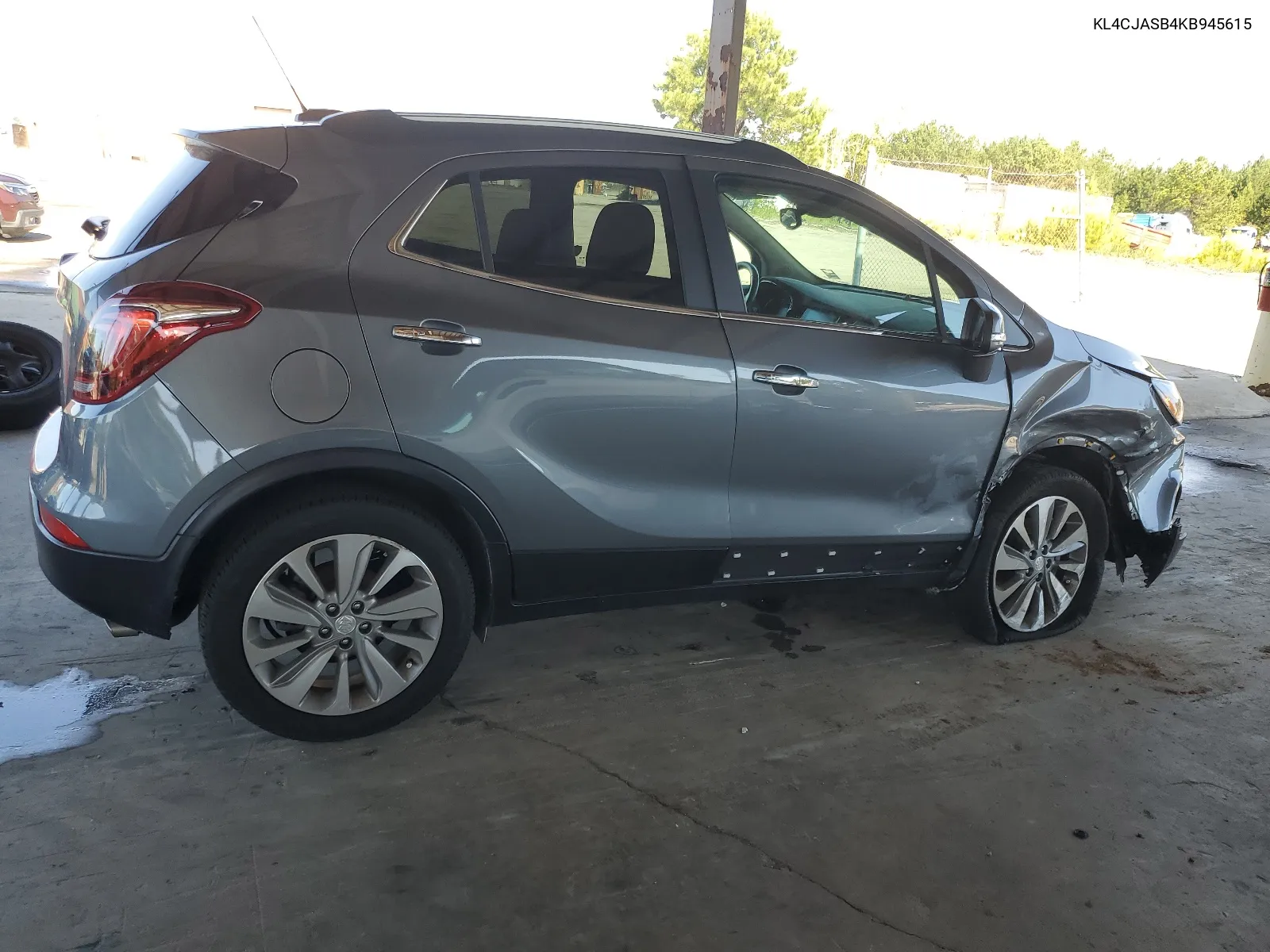 2019 Buick Encore Preferred VIN: KL4CJASB4KB945615 Lot: 63906544