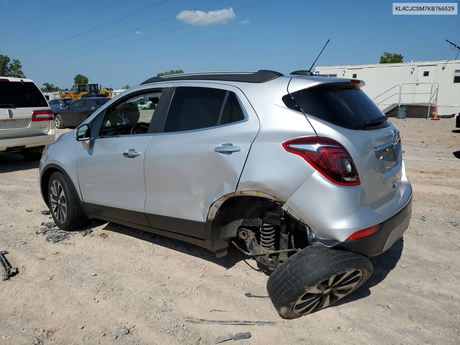 2019 Buick Encore Essence VIN: KL4CJCSM7KB766529 Lot: 67498964