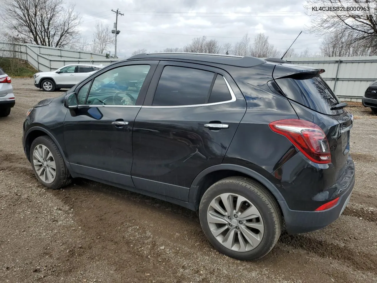 KL4CJESB2LB000963 2020 Buick Encore Preferred