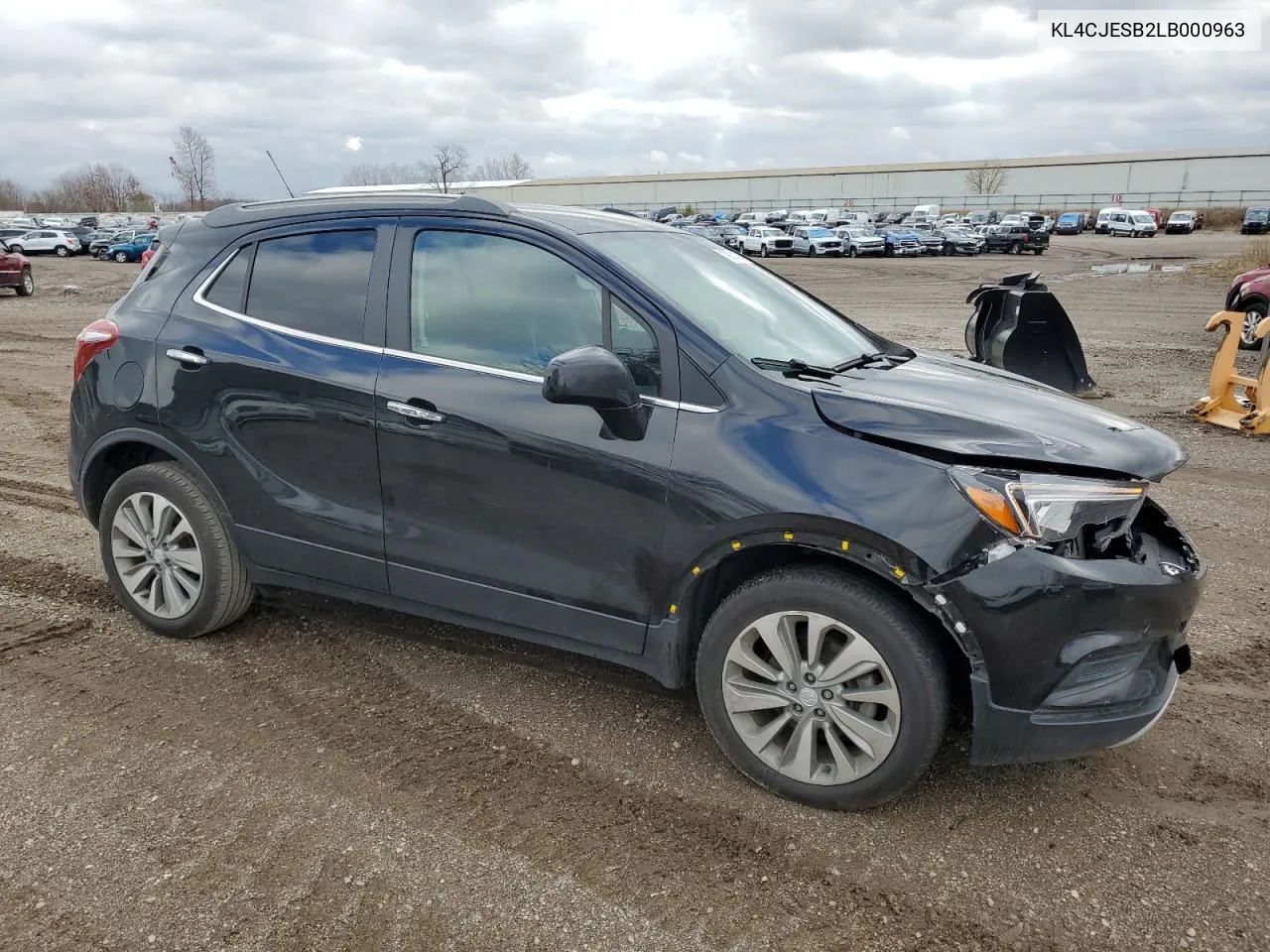 KL4CJESB2LB000963 2020 Buick Encore Preferred