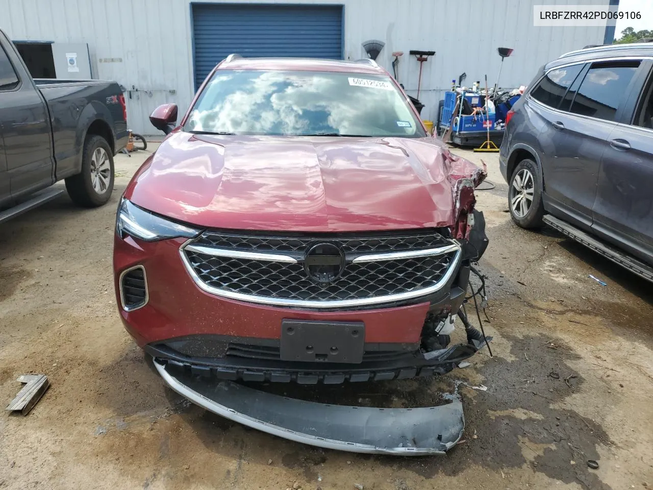 LRBFZRR42PD069106 2023 Buick Envision Avenir