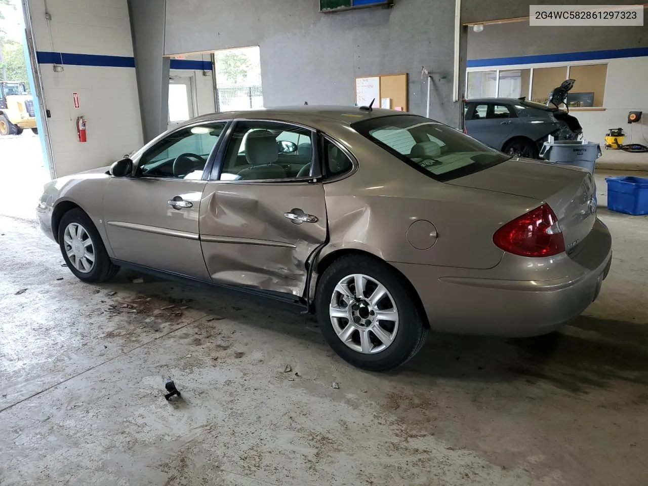 2006 Buick Lacrosse Cx VIN: 2G4WC582861297323 Lot: 68686264