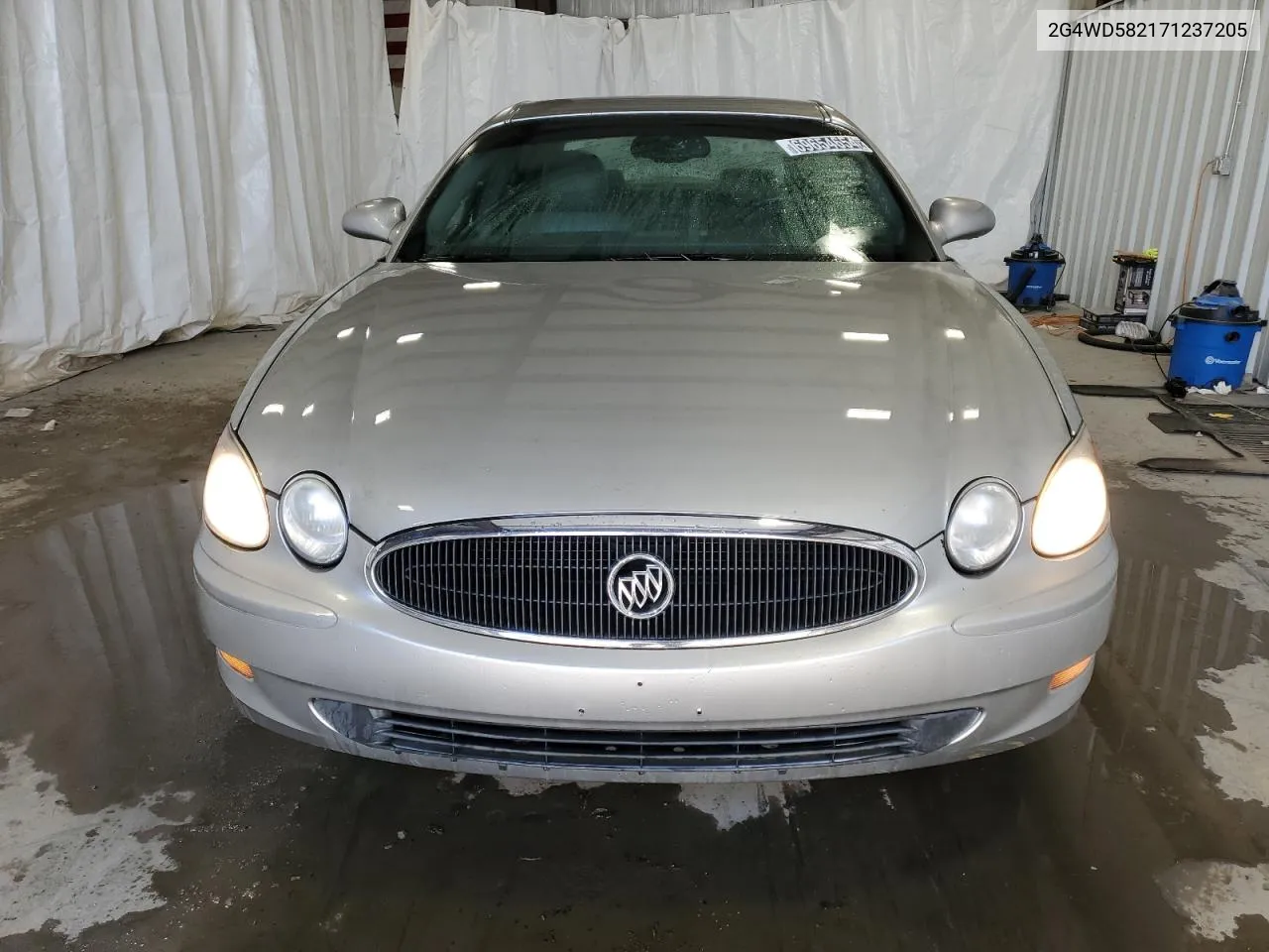 2007 Buick Lacrosse Cxl VIN: 2G4WD582171237205 Lot: 69654654